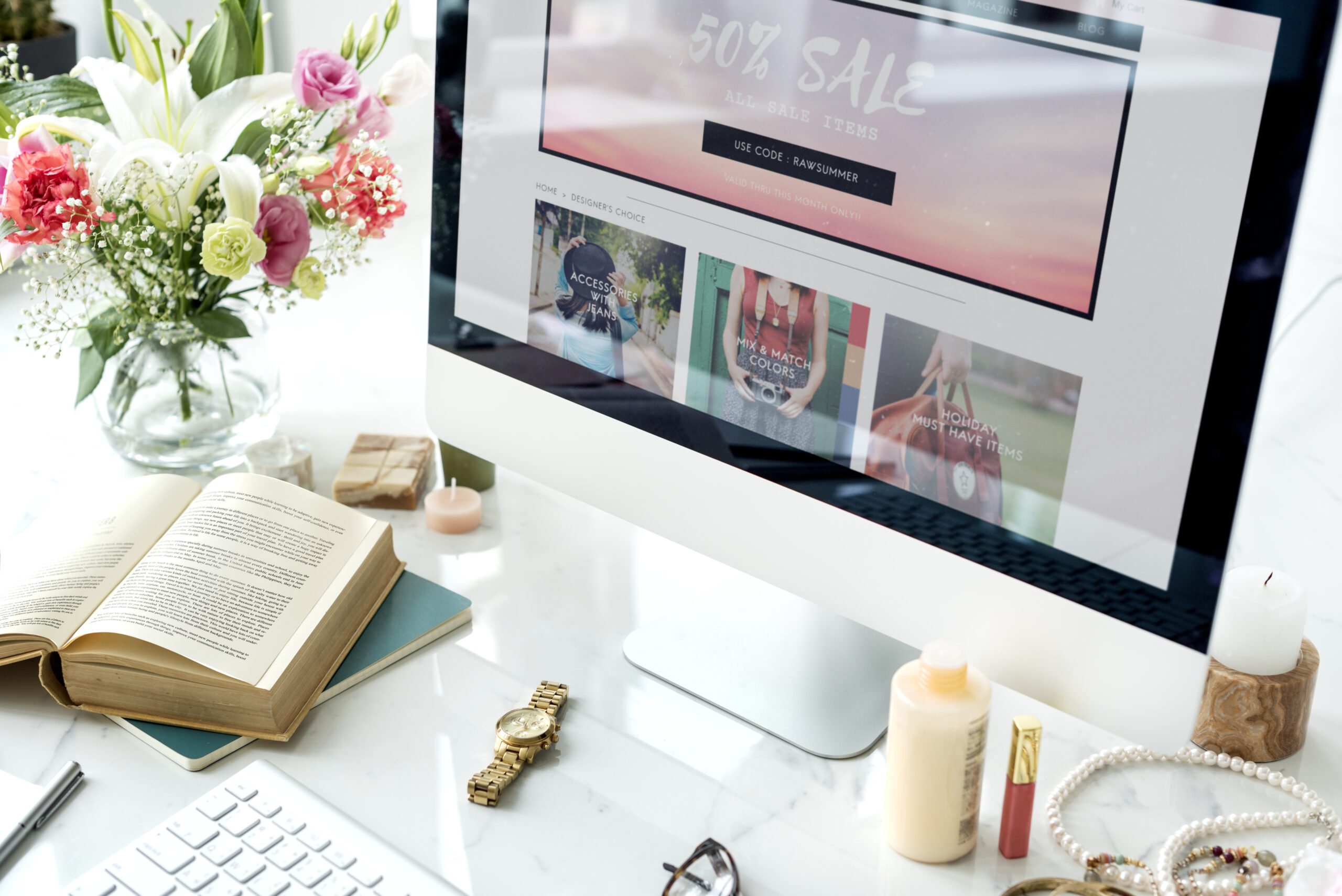 Servicios shopping commercial online internet concept